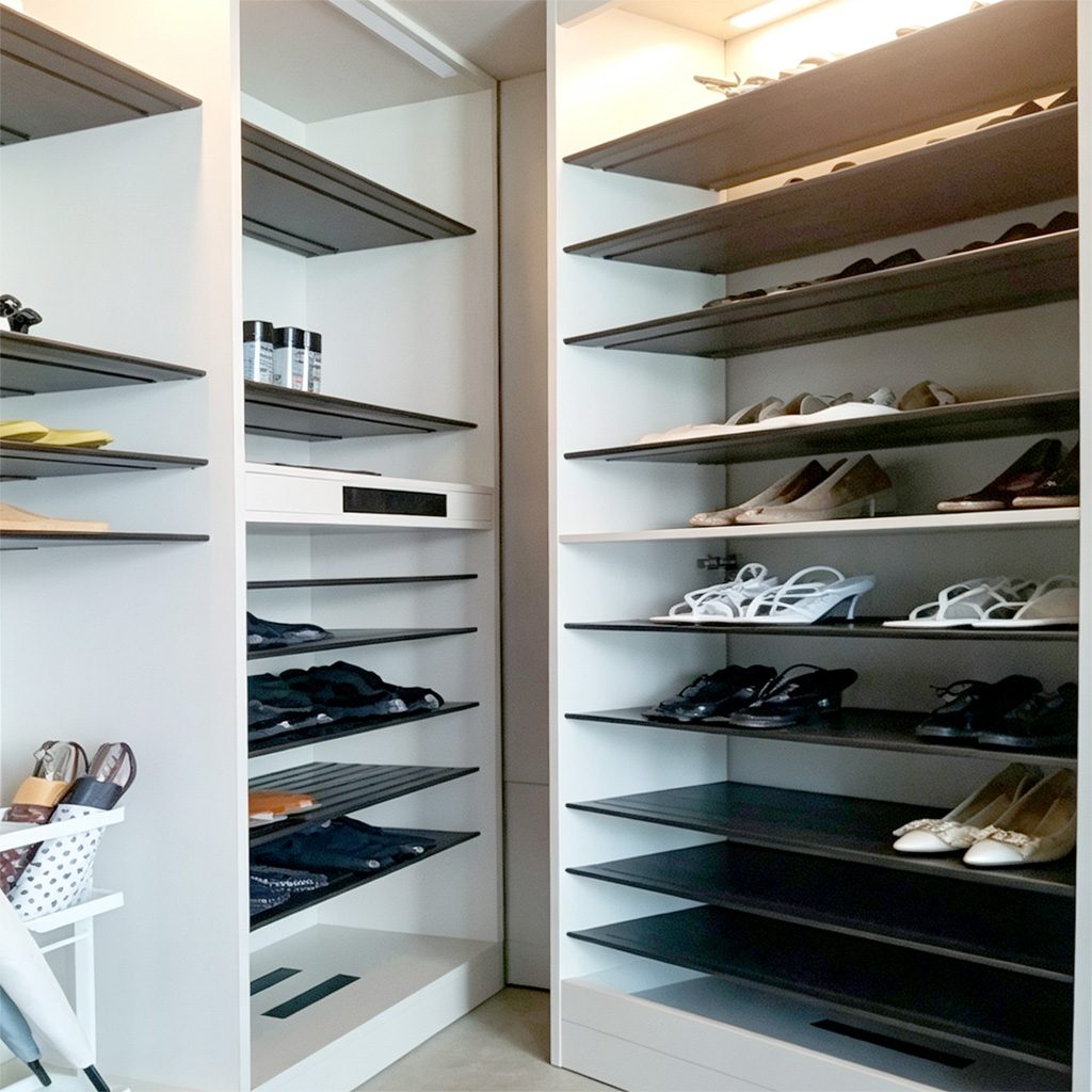 Adjustable Shelf