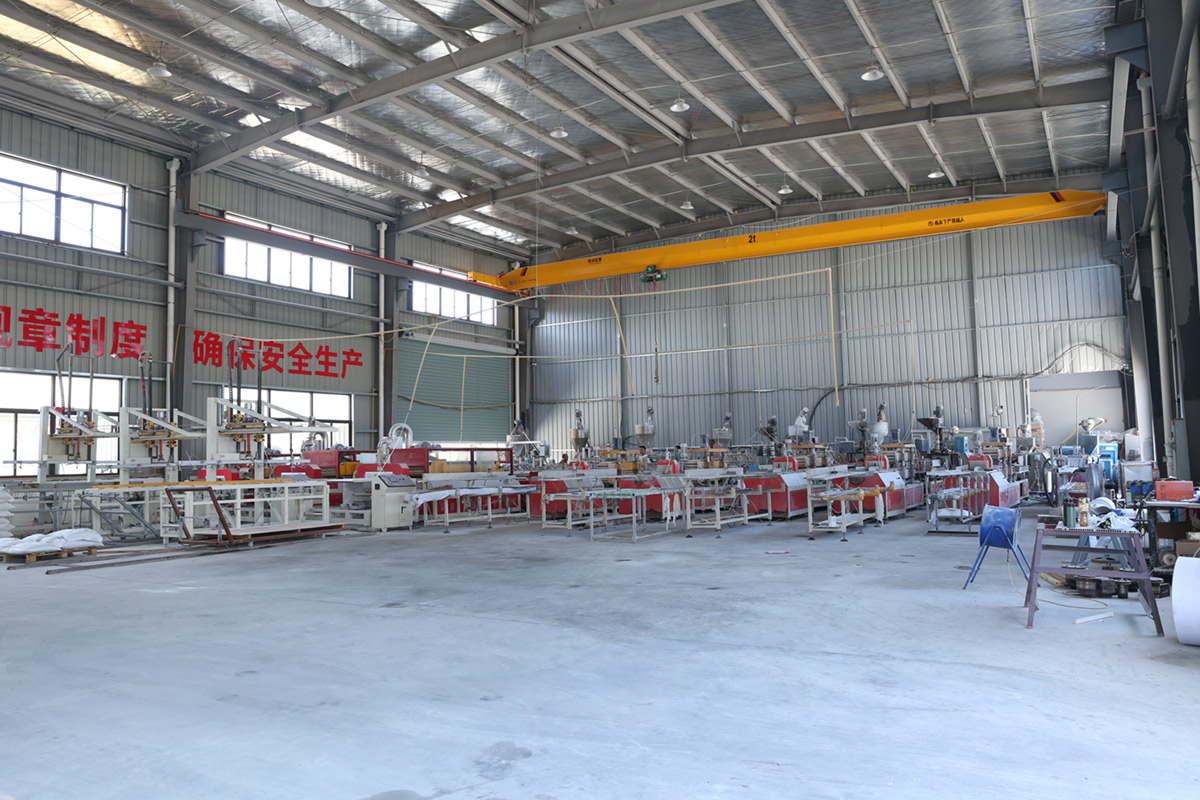 Extrusion molding production line